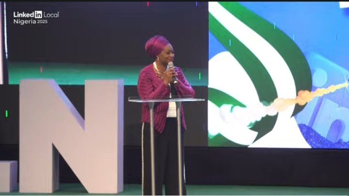UmorenBlossom's tweet photo. Her session was so amazing!
What she said: "Consistency is better than perfection."
#LLN2025
#LinkedInLocalNigeria
#evolvingbeyondthenarrative https://t.co/UvHF75yVrj