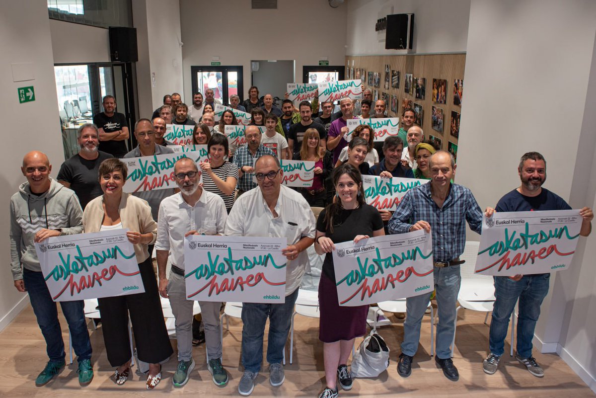 Ez dago #AskatasunHaizea|ren nazioa geldituko duenik.

Azaroak 22 • Bilbo • Manifestazio nazionala

#AskatasunHaizea