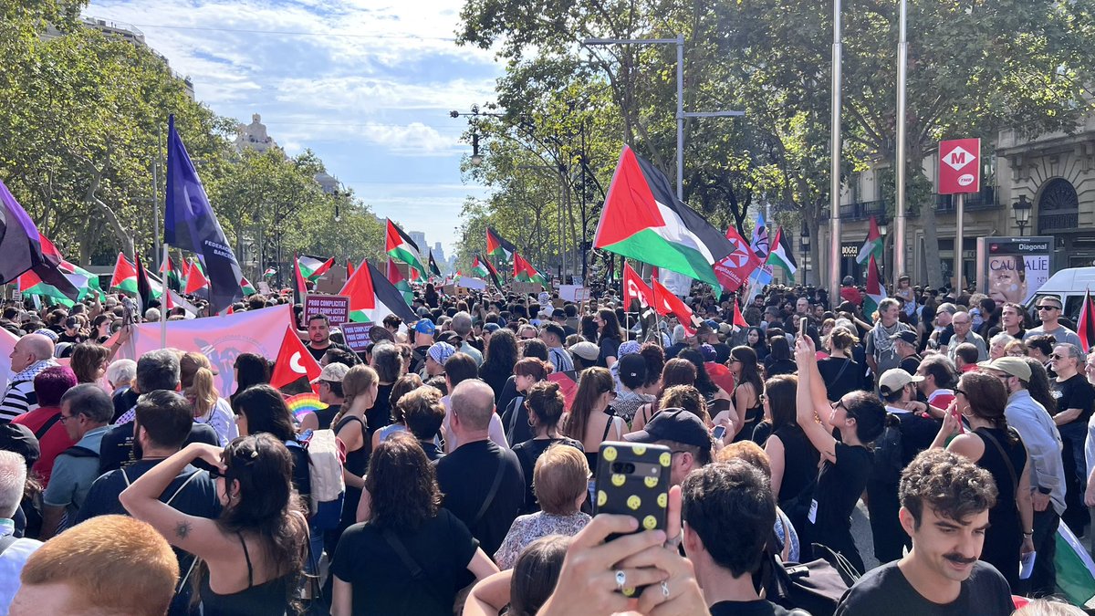 ccoo_fsc_cat's tweet image. Defendre a Palestina és defendre la humanitat. Prou genocidi! Palestina lliure!

#FreePalestine #PalestinaLibre #StopArmasConIsrael #FranjaDeGaza

@ccoocatalunya @proucomplicitat @Palestina_cat