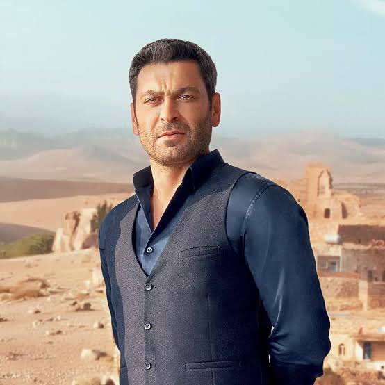 Her haltı yiyip konu uyuşturucuya gelince adam asan tipler
#eşrefrüya #UzakŞehir