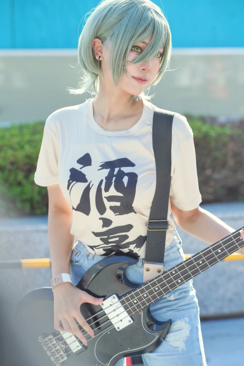 KAPI_827MP's tweet image. ガルクラ/ルパ
酒豪のお姉さん！