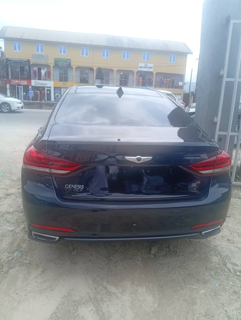 AutofairLimited's tweet photo. 🚘 FOR SALE: 2016 Hyundai Genesis 3.8L
✨ Luxury • Comfort • Class https://t.co/C2ABtsG5eS