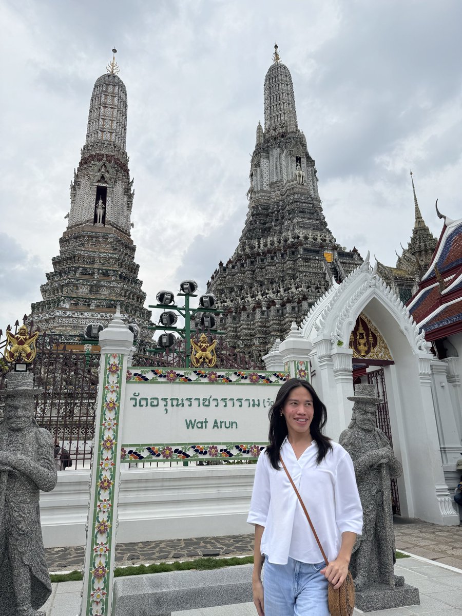 chrstnflorida's tweet photo. Lost in the intricate details of Wat Arun https://t.co/Ik8D6PAxIJ