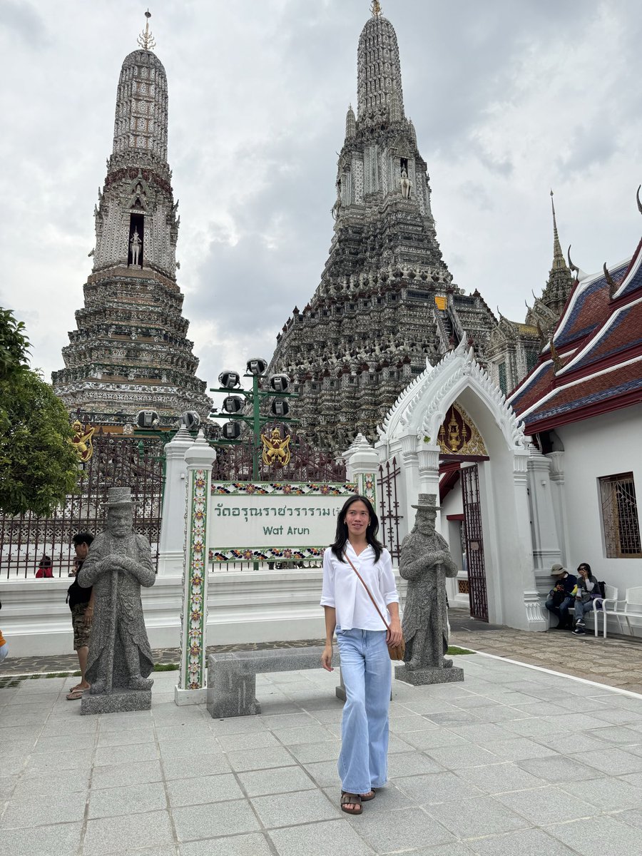 chrstnflorida's tweet photo. Lost in the intricate details of Wat Arun https://t.co/Ik8D6PAxIJ