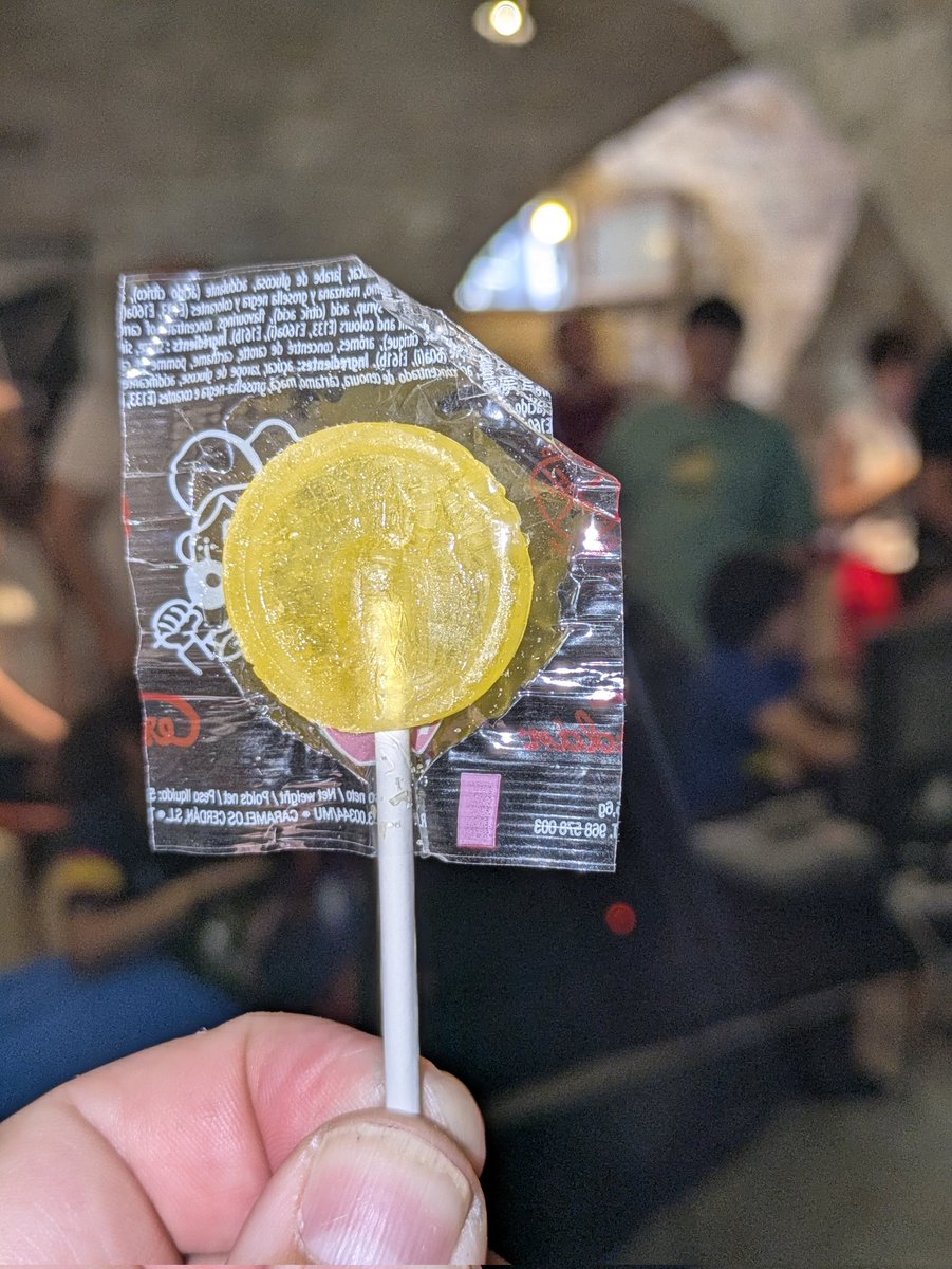 RetroReal tweet media