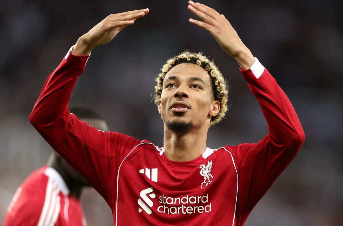 albashir2sh's tweet image. I don't know when you will stop this corrupt policy, you club is cursed to the extreme
Liverpool sign Isak from Newcastle ✅
Liverpool sign Ekitike after being close to Newcastle ✅
Liverpool sign Newcastle's Sven Botman⏳
A club that steals stars is a weak club
#Liverpool