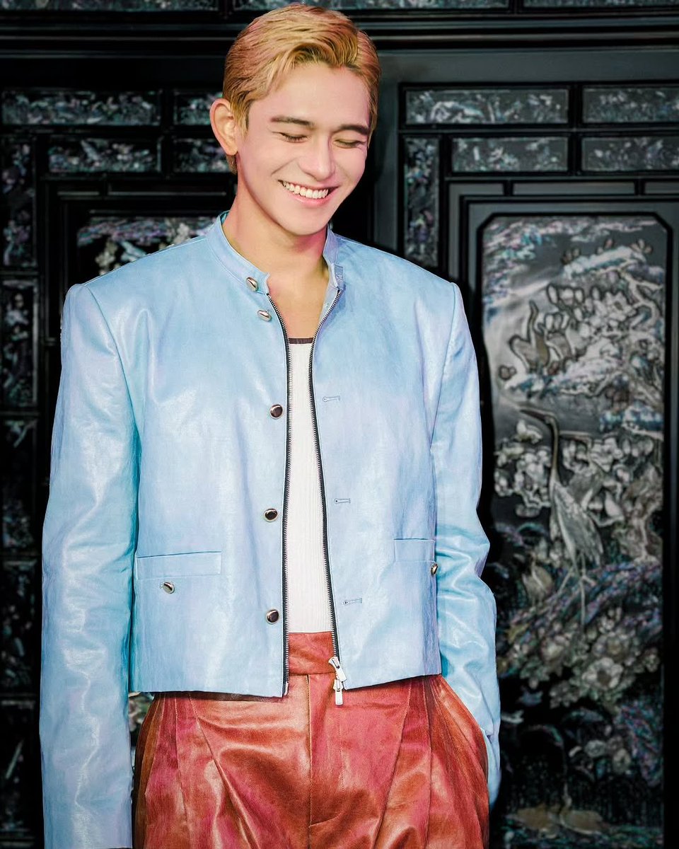 📢【Instagram Post 更新】
20251004 @/zag_yun (ZAGAE Designer)

いいね、コメント、保存、シェアお願いします！

LUCAS SHINE WITH ZAGAE 

#LUCASxZAGAE
#ZAGAE
#CatWorkFesta
<a href="/lucas_official/">LUCAS</a>