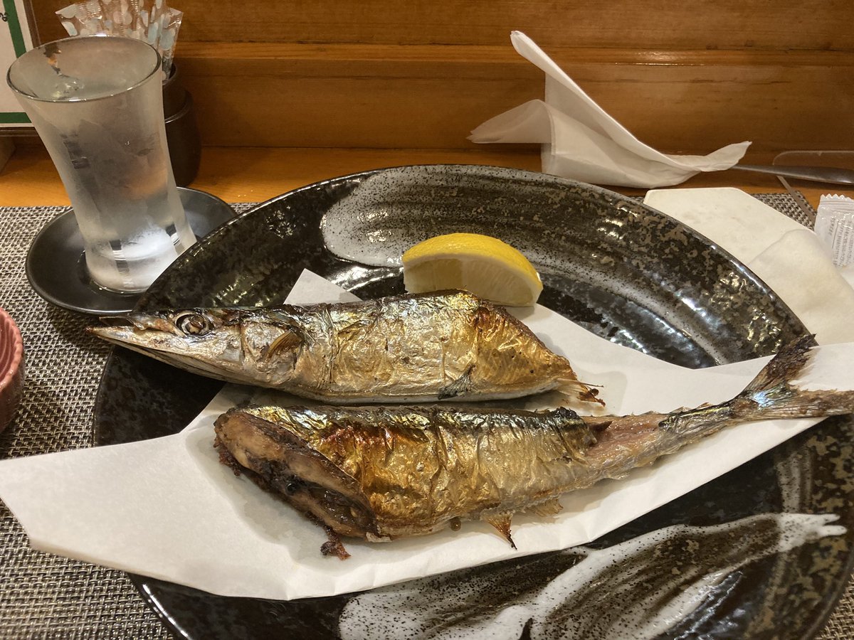 エミオン tweet media