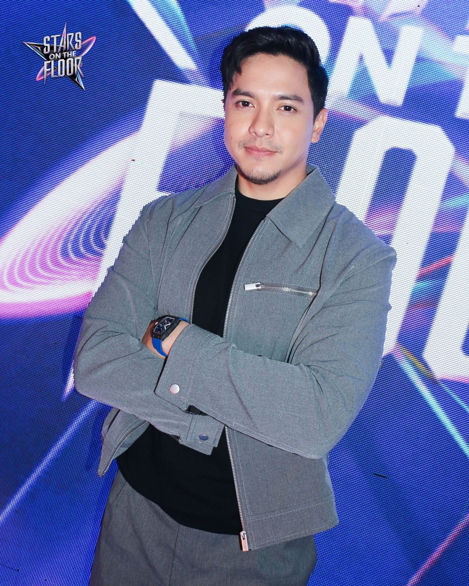 Ultimate throwback sa sayawan ang mae-experience natin ngayon sa #SOTFTimeTravel! 📀🪩💅🏼💪🏼😎

60s, 70s, 80s, 90s, or 2000s, aling era ang pinaka-favorite niyo, mga Kapuso? 💃🏻🕺🏻

Samahan si #AldenRichards mamayang 7:15 PM, para masaksihan ang sayaw ng dekada sa #StarsOnTheFloor.🌟