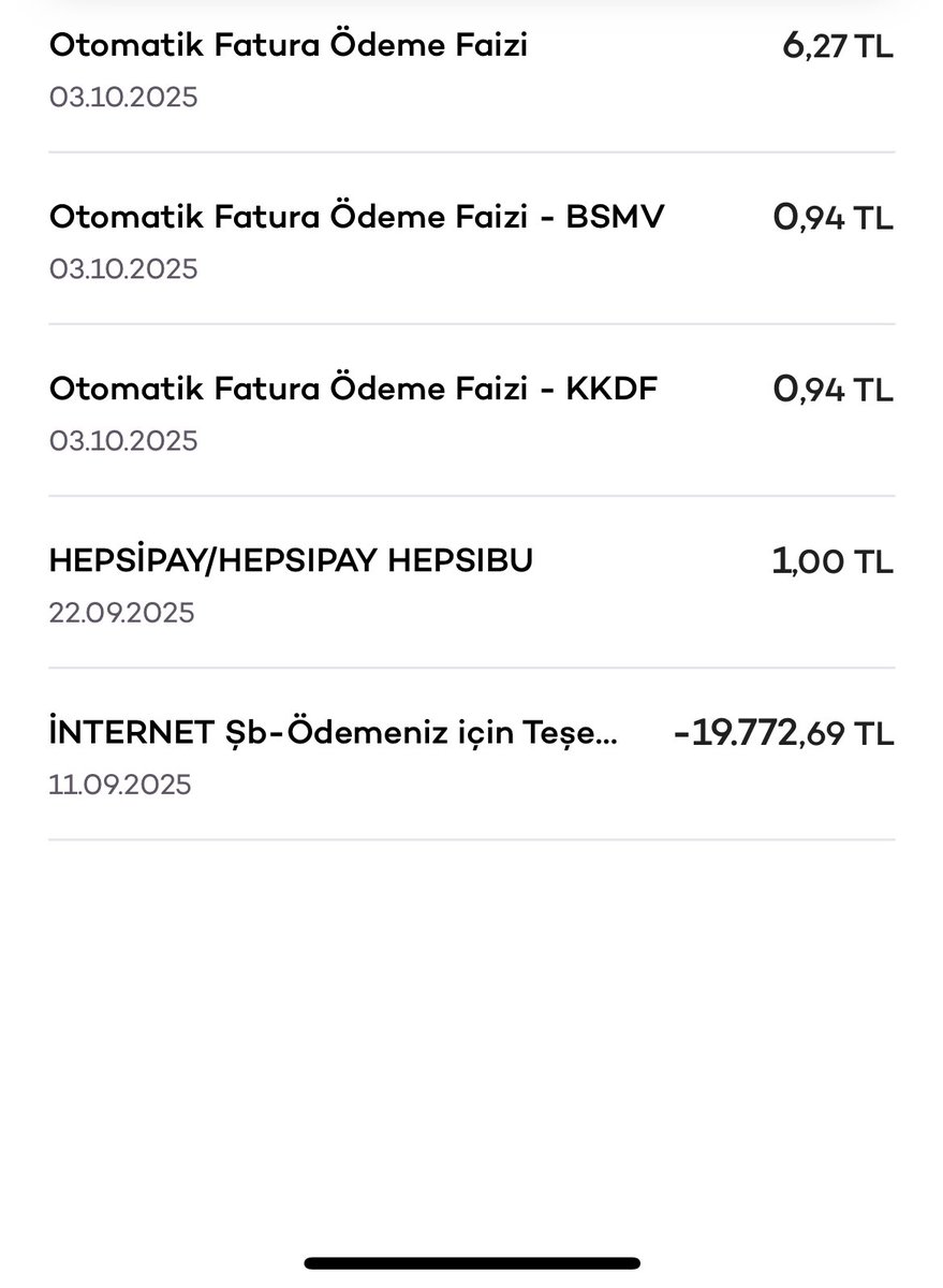 nafizeksi's tweet photo. Bence herkes kk ekstrelerini kontrol etmeli zira akbank hakkı olmayan parayı çalmaya başladı. Fatura ödeme talimatım olmamasına rağmen para kesiyor ne güzel dünya. @Akbank @AkbankDestek @BDDKResmi https://t.co/zM9ISJehZR