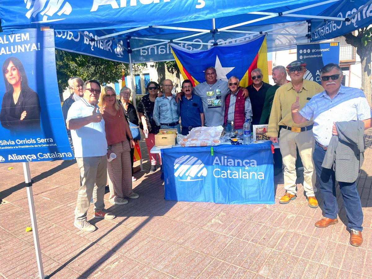 Moltes gràcies a tots els qui heu vingut avui a informar-vos a la parada de #VallfogonaDeBalaguer.

Sou la nostra força. Som la teua veu.

💙#SalvemCatalunya