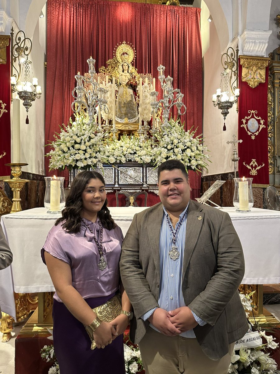 GrupoJGranPoder's tweet image. Anoche acompañamos a la Hermandad @vrosariobrenes y su Grupo Joven durante el rezo del Santo Rosario de vísperas de nuestra Patrona

Esta mañana hemos asistido a la Función Principal de Instituto de tan querida hermandad.

Deseamos a nuestros queridos hermanos una feliz procesión