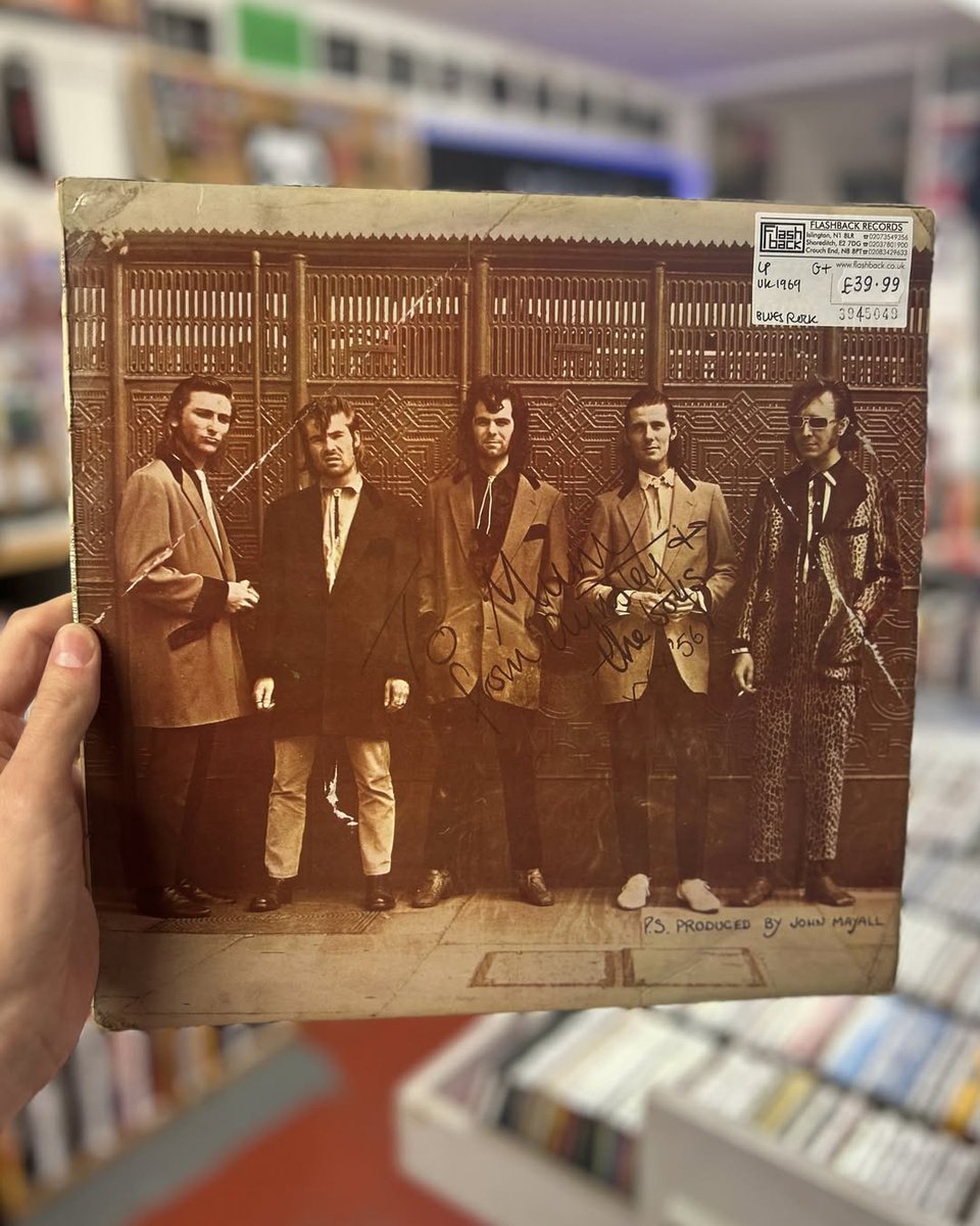 flashbacklondon's tweet image. The Aynsley Dunbar Retaliation’s "Retaliation" (1969) is British blues-rock, tight and lively. "Downhearted" smoulders with swagger. Get the UK first pressing LP at our Shoreditch shop.

#aynsleydunbarretaliation #bluesrock #rock #music #vinyl #flashback