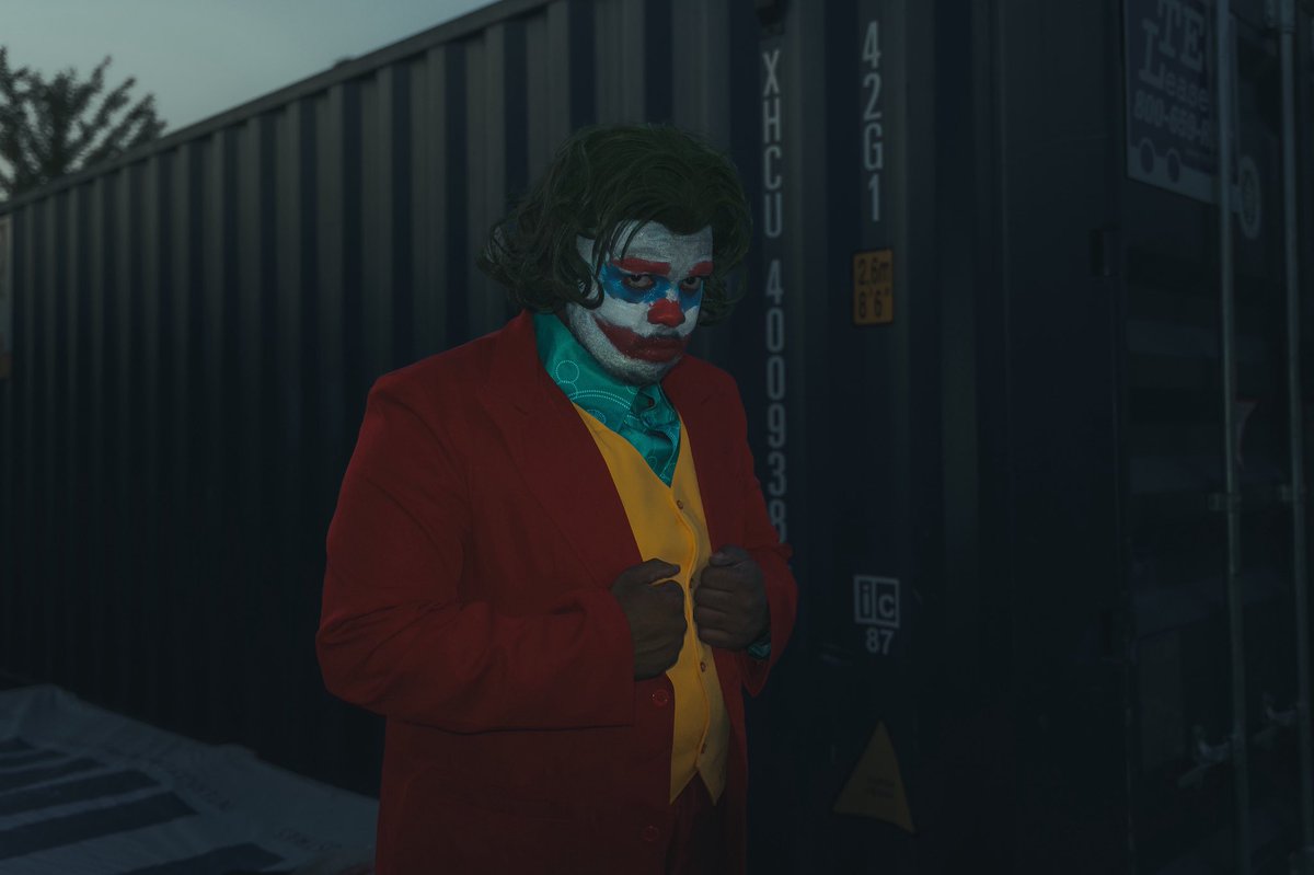 ryangotthasauce's tweet photo. Happy birthday to us. #Joker #JokerFolieàDeux https://t.co/dFVxORl9x6
