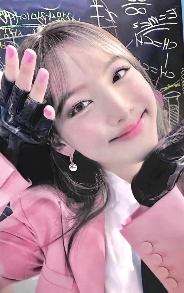 nayeonieee143's tweet photo. wtb lfs twice nayeon fol ld

ny withdrama &amp; soundwave lucky draw 💗✨ https://t.co/WcL9xIq0y1