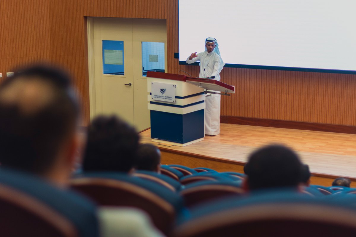 Spine_iau's tweet photo. 🦴🔍 Dr. Sultan Alsalmi delivers two insightful lectures on Vertebral Body Tethering (VBT) and Anterior Scoliosis Correction (ASC), focusing on motion-preserving, growth-modulating techniques for managing spinal deformities. Essential updates for spine and scoliosis surgeons. https://t.co/G2yWBaBmxK