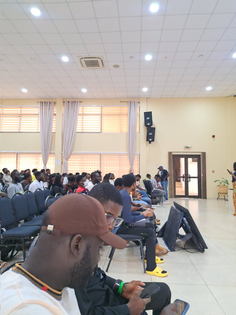 Kb_TechsS's tweet photo. @GDGAccra 
Today is Devfest day, a day to connect with liked minds, learn and explore the tech space at wide and what @googledevs and @Google specifically have for us, and finally, what I can take home today😉
#DevFestAccra #GDGAccra #DevFest2025 https://t.co/gP5SpDwiXB