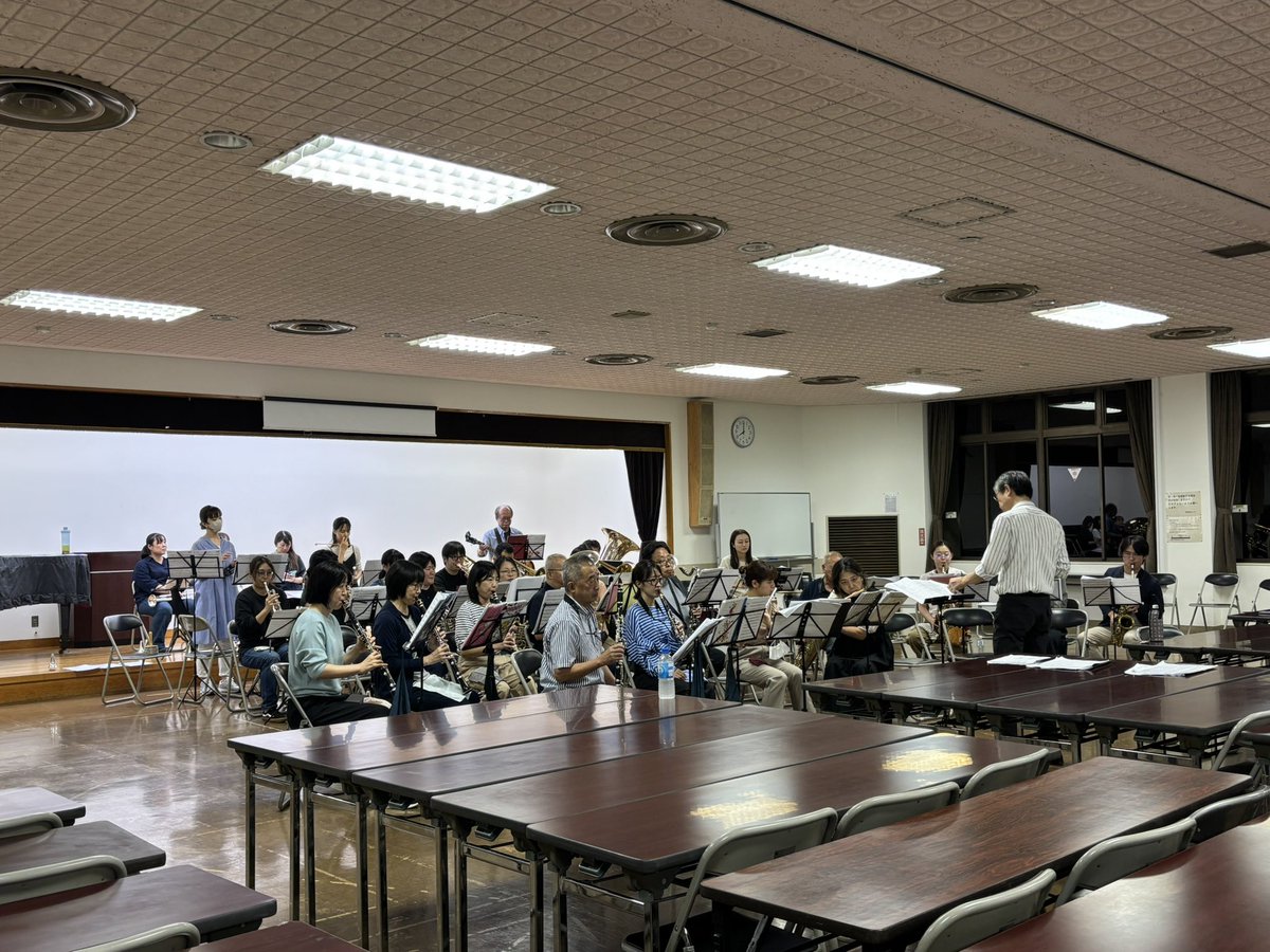 buru_ichi's tweet photo. 本日は土曜練習です🎺✨今日はミニコンサートとお祭りでの演奏に向けて練習しました☺️お疲れ様でしたー！ https://t.co/fAPXrZdJAZ