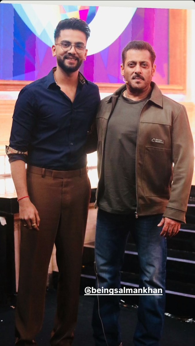 sabznureen_'s tweet image. Gaya PRANIT 🥵🥵🥵

#ElvishyYadav #elvishraosahab #BiggBoss19