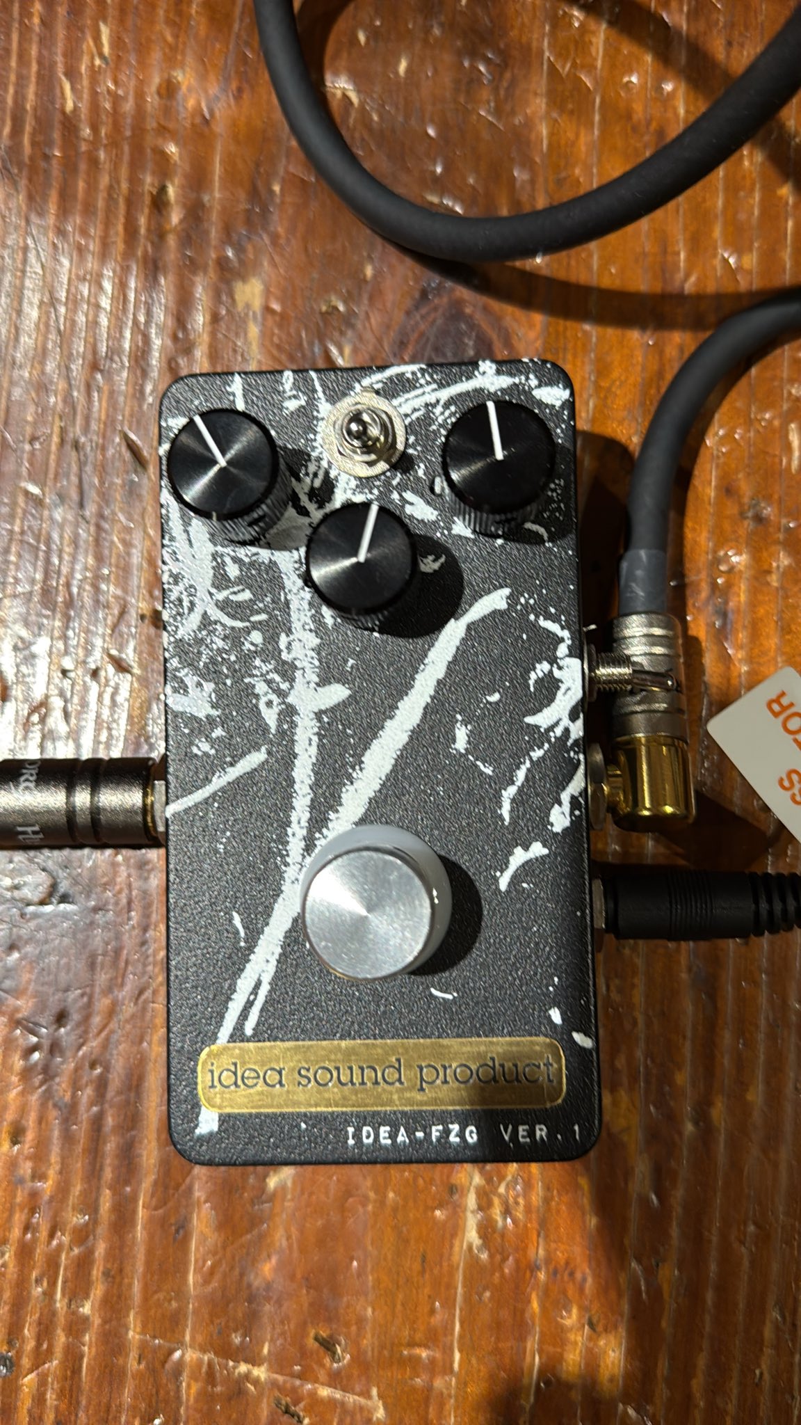 idea sound produx ギターエフェクター 新時代のトーンベンダー！？「idea sound product IDEA-FZX ver