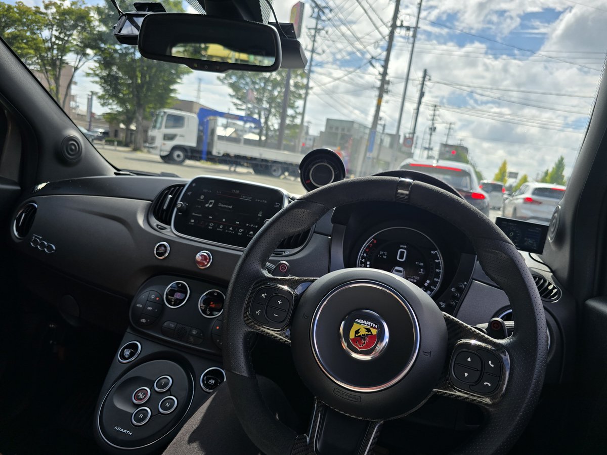 しゅー tweet media