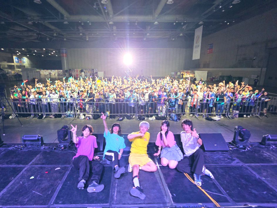 초 보카나루 2 하고 초 보카나루, 감사해요!!!!!
한국은 3번째, VocaGaku하고 Shu에게 한국은 솔까말 연고지같이 있으면 편해요!
이벤트하고 DJ는 진짜 즐거웠어요!
잠시 난 한국에서 있을 예정해요. 

소감는 #shu팬 태그에서 투고해주세요~!