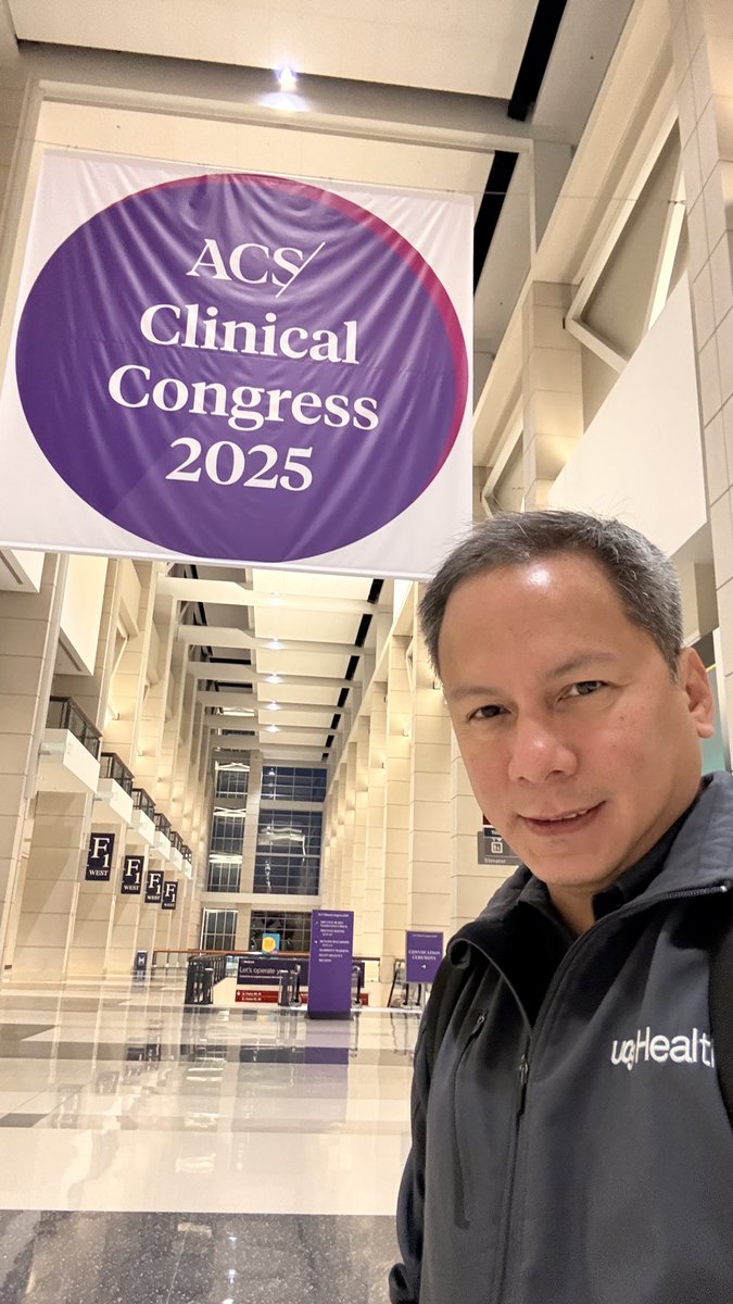 FilipinoSurgeon's tweet image. Let’s get this party started!!!! #ACSCC25 off to an early start as Co-Director of the @AmCollSurgeons Robotic Hernia Surgery Course with @alisamae, @AnkitPatelMD @jennyshaomd as faculty, and 16 surgeons from around the globe who are ready to dive into #roboticsurgery