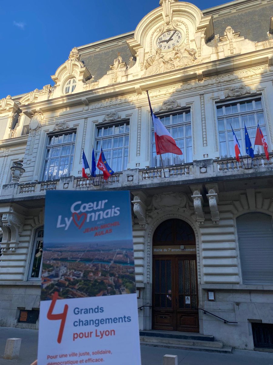 BenjCourt's tweet image. Tout le monde est d&apos;accord : #Lyon a besoin de grands changements. @JM_Aulas en propose 4 premiers. 
A bientôt sur vos marchés et dans vos boîtes aux lettres !
@generationaulas #Municipales2026  #Aulas2026