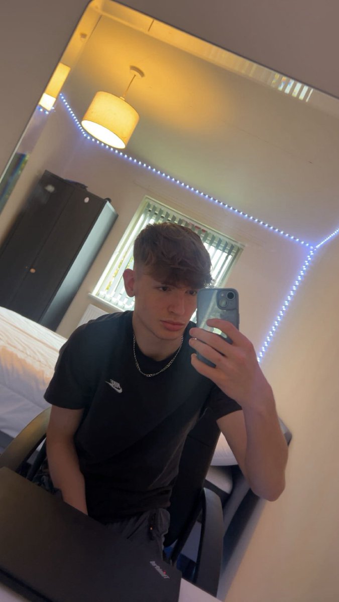 mcrtwink's tweet photo. Chudai 😛 https://t.co/xTjuSCg3Ul