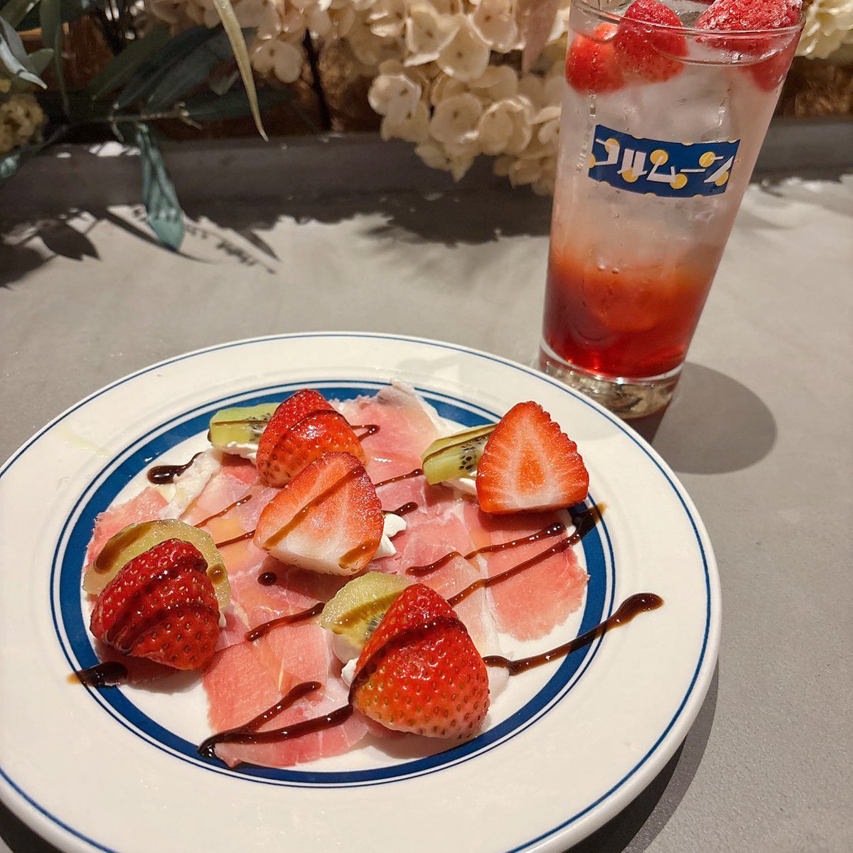 chika_twitch's tweet photo. 妹とディナー😋🍴
むっちゃお洒落で美味しかった！！😊✨️ https://t.co/DJbqnx5G69