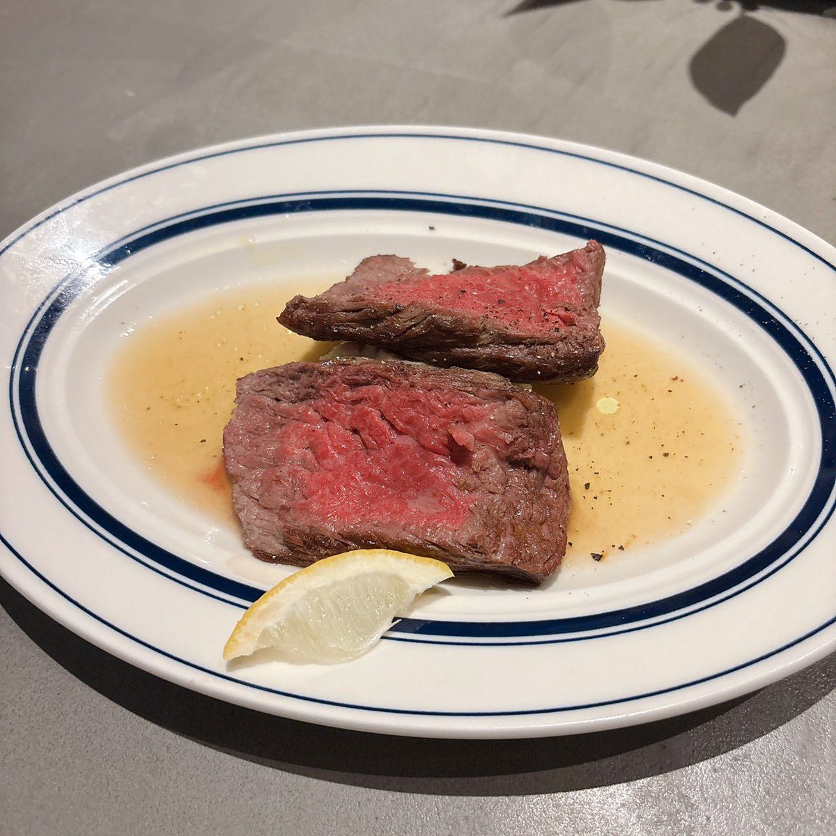 chika_twitch's tweet photo. 妹とディナー😋🍴
むっちゃお洒落で美味しかった！！😊✨️ https://t.co/DJbqnx5G69