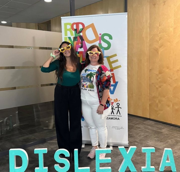 STrinidadZamora's tweet photo. 🤗 Gracias, @Disfam #Zamora por la organización de las III Jornadas de #Dislexia que convierten nuestra ciudad en un referente de #inclusión.
Juntos Sumamos ➕
Construyendo:
#RedCentrosER
#CentrosBITS
#SerLíder
#InclusiónEducativa https://t.co/XDM669gr8Z