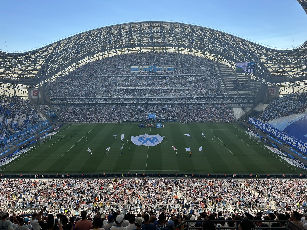 Vélodrome Billets 🎟 (@billets_vel) on Twitter photo 🎟️ ⚽️ OM 🆚 LE HAVRE - samedi 18 Octobre à 21h05 ⚽️ 🎟️
🏟️ TRIBUNE GANAY AD PLEIN CENTRE • Catégorie 8 🏟️
✅ Vendeur certifié et follow par <a href="/biloEntraide/">OM BILLETS 🎟️</a> ✅
📁 Toutes mes preuves de ventes en tweet épinglé 📁
🔐 E-billets à votre nom/prénom envoyés par mail via le officiel 🎟️ ⚽️ OM 🆚 LE HAVRE - samedi 18 Octobre à 21h05 ⚽️ 🎟️
🏟️ TRIBUNE GANAY AD PLEIN CENTRE • Catégorie 8 🏟️
✅ Vendeur certifié et follow par <a href="/biloEntraide/">OM BILLETS 🎟️</a> ✅
📁 Toutes mes preuves de ventes en tweet épinglé 📁
🔐 E-billets à votre nom/prénom envoyés par mail via le officiel