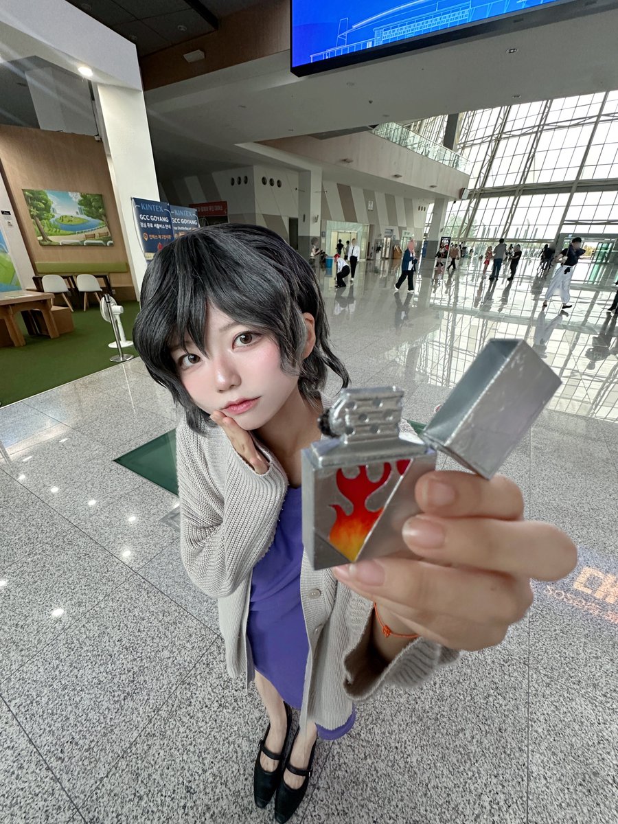 salgu_x's tweet image. 세포신곡으로 왓츠인마이백 ··
멋진 라이터는 태양샵 〰️🔥