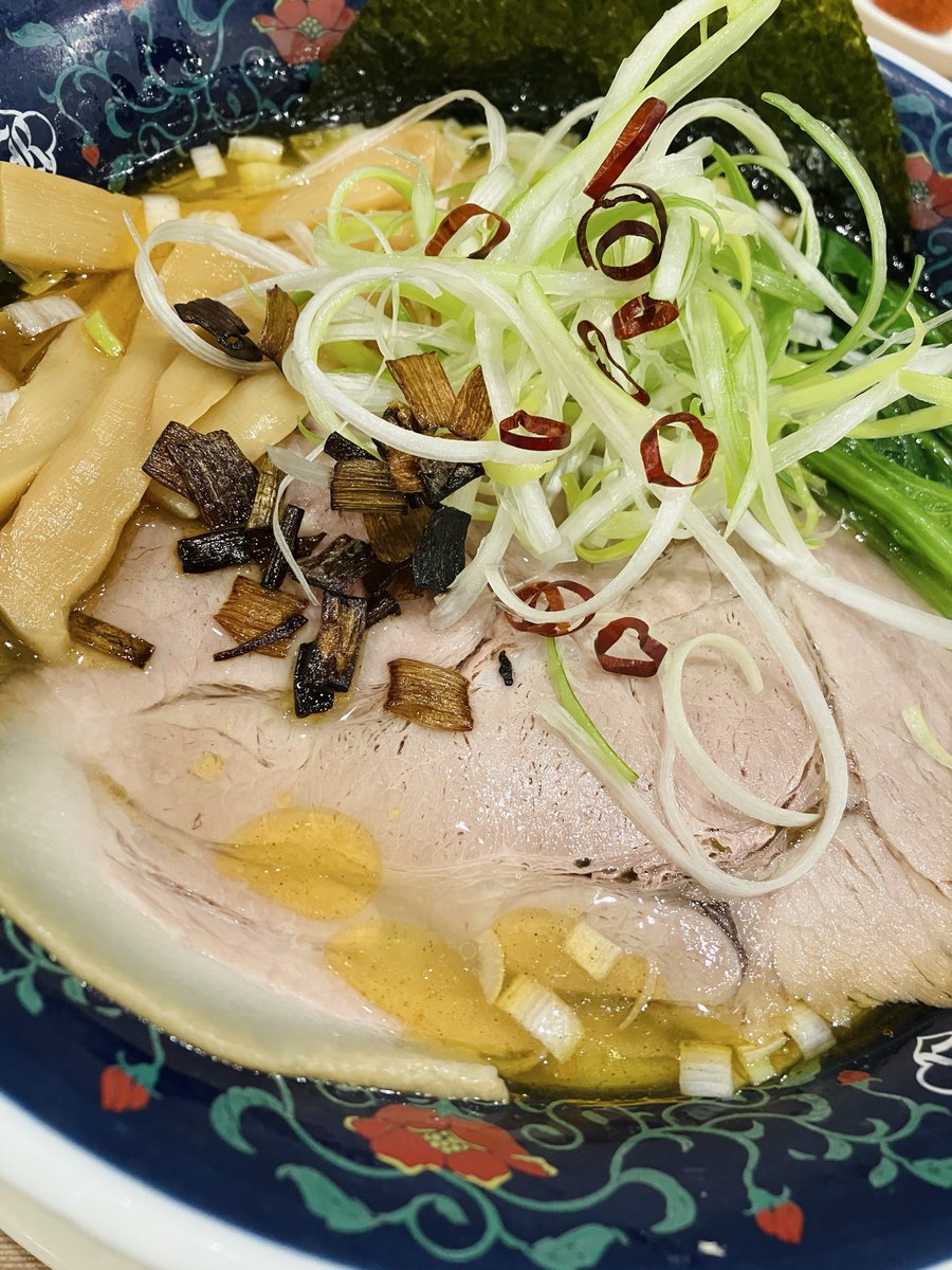 pukasin's tweet photo. 久しぶりに凌駕さんで金色の塩ラーメンを( ´ ▽ ` )ごちそうさまでした。 https://t.co/m2yPdAWgpj