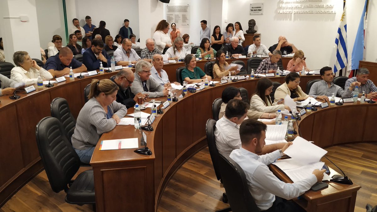 Junta Departamental no aprobó la Rendición de Cuentas de la IDF, ejercicio 2023.
cw33florida.com.uy/index.php/loca…