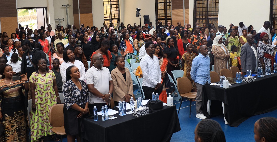 KabojjaSchool's tweet photo. βThe future is tlours to create.β
Our High School #CulturalWeek2025 climax showcased talent, heritage & innovation.
Honoured to host Owekitibwa Robert Wagwa Nsibirwa, 2nd Deputy PM & Minister for Finance, Buganda Kingdom.
#GlobalCitizenship #Sustainability https://t.co/II0zouNhZo