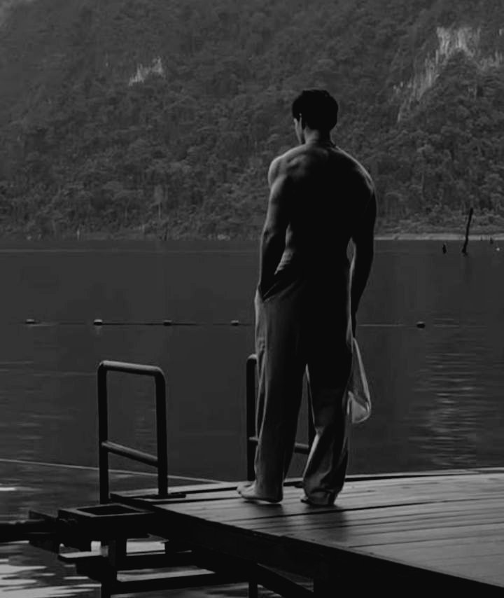 MalikZanib24's tweet image. ★He looked at her like he just realized what love is, and the devils dove for him, but I was the guardian watching.✨️🥂🖤 #ShadowAndLight  #Unshakable  #LoveAndWar #HeavenInDisguise #Untouchable #MysticKnowledge #MyceliumMindset♟️🔥
