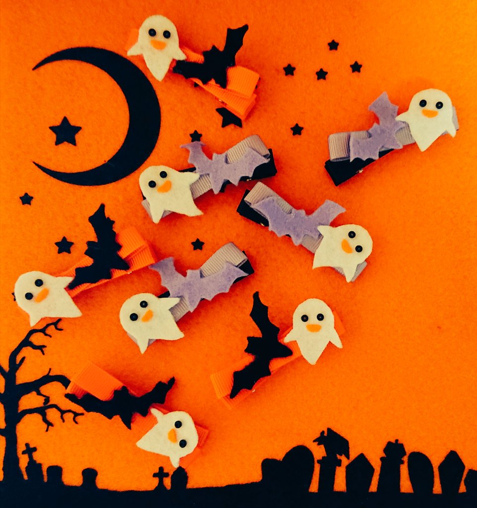 BoxTenshi's tweet image. オバケ👻とコウモリ🦇が飛びかう ヘアクリップ
昨日クラアパさんに納品してきました～🎶

ミンネでも近日 ハロウィンのヘアクリップお披露目予定です🎃

#ハロウィン #オバケ #コウモリ #ヘアアクセサリー #ヘアピン