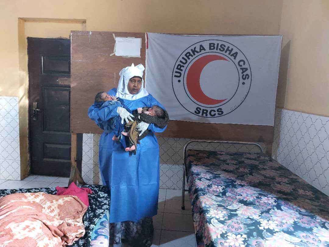 In Beletwein town, a moment of pure joy recently illuminated the vital importance of accessible healthcare services. At the Bundaweyn clinic, medical staff celebrated the successful delivery of healthy twins, with both the mother and her newborns reported to be in excellent