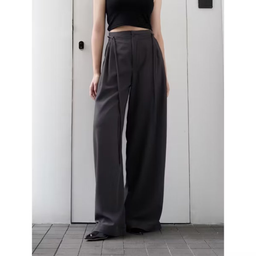 mescuriem's tweet photo. Solene Loose Pants HULM  UK L 100k (harga beli 140k)

Masih baru banget, dijual karena kekecilan https://t.co/n91rAe4ZOm