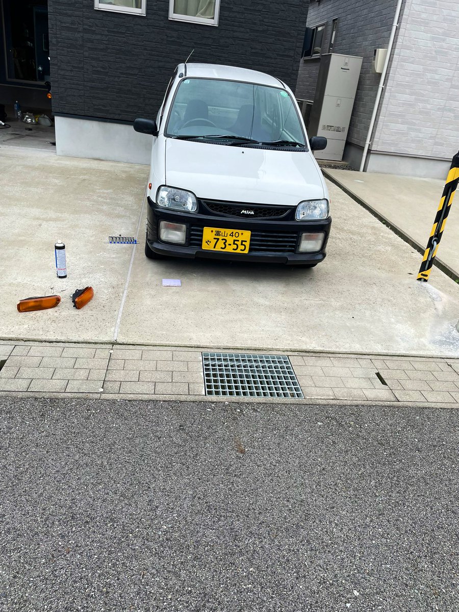 asd______'s tweet photo. ダサ（笑） https://t.co/tYkY2knanV