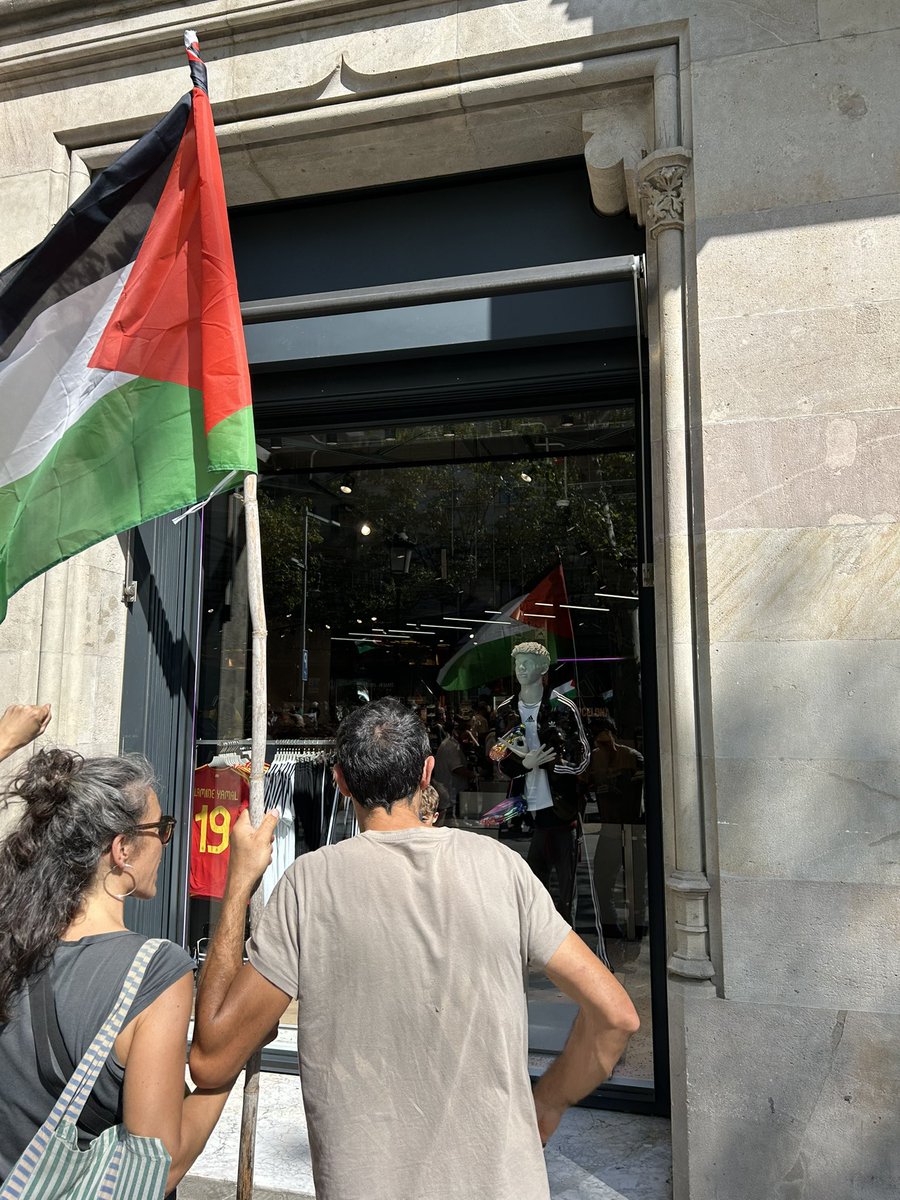 hmforrt's tweet photo. Lamine yamal zionista🖕 https://t.co/yginocEk5F
