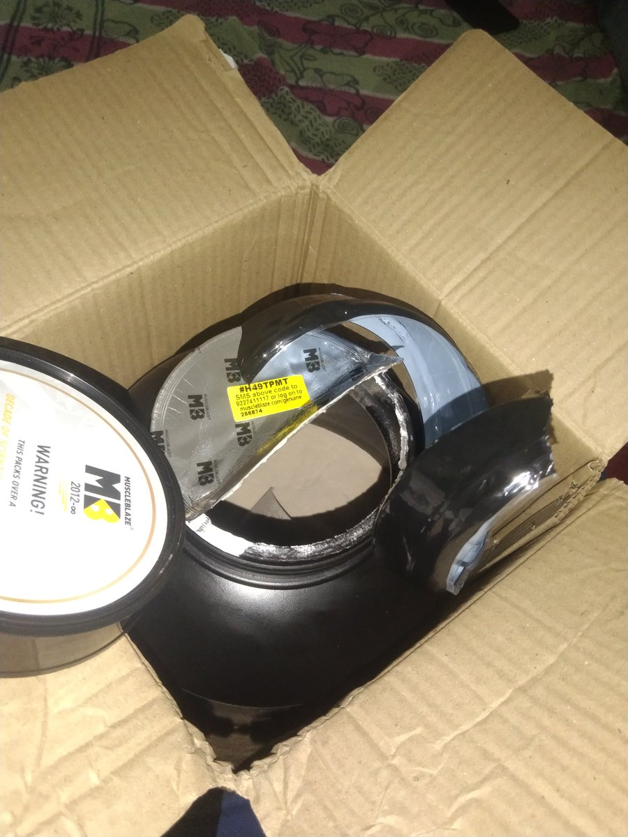 dayanandjaattt's tweet image. @jagograhakjago @DoC_GoI 

Mujhe @MuscleBlaze se damaged &amp;amp; unsealed product mila, lekin company ne refund/return deny kar diya. 

Main request karta hu ki aap meri help karein aur is issue par action lein.  
Proofs attached. 

#ConsumerRights #CustomerSupport #MuscleBlaze