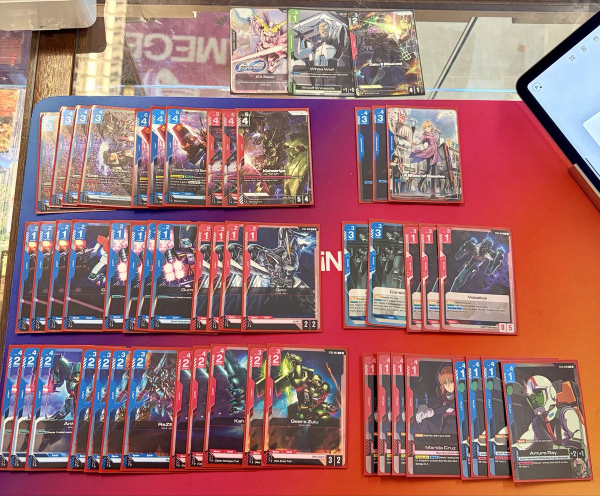 Neicro's tweet image. Won my first proper Gundam Local 4-0! 

Feels weird getting GD-02 cards from the participation and winner packs but I’ll take it