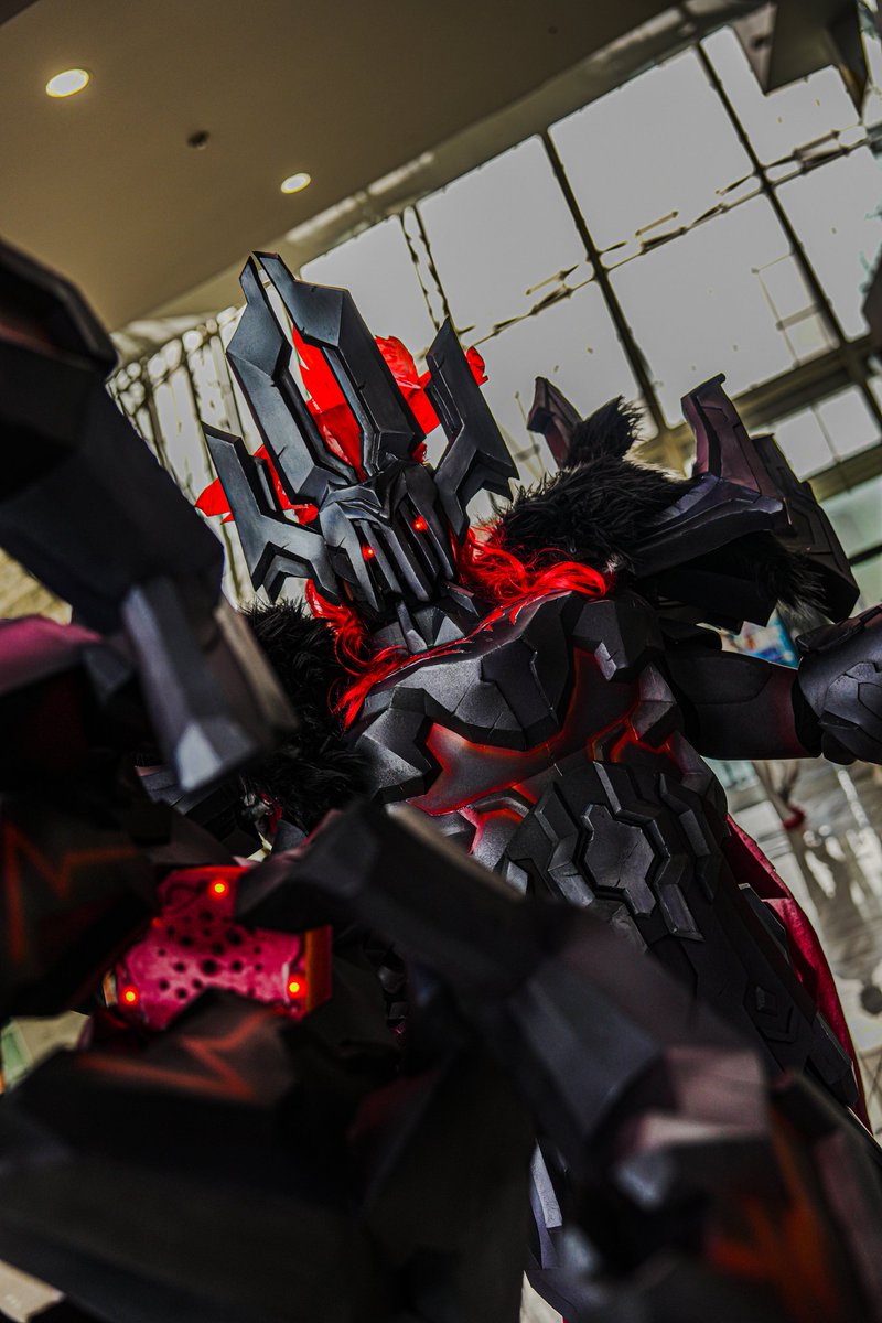 #일페후기 #일페_X친소 
일페 후기겸 트친소.
2전시장 익숙치 않아서 2층에 그냥 코스 조립하고 하고 있는데 알고보니 1층이 핫핫..생각 없이 혼자가서 그대로 2층에서만 활동 했네여 ㅋㅋ그래도 2층에 사진사 분들이 많아서 많이 찍었네여! 감사합니다! 간만에 작게 트친소 올려봐요!
📷<a href="/Kuro94307/">쿠로</a>