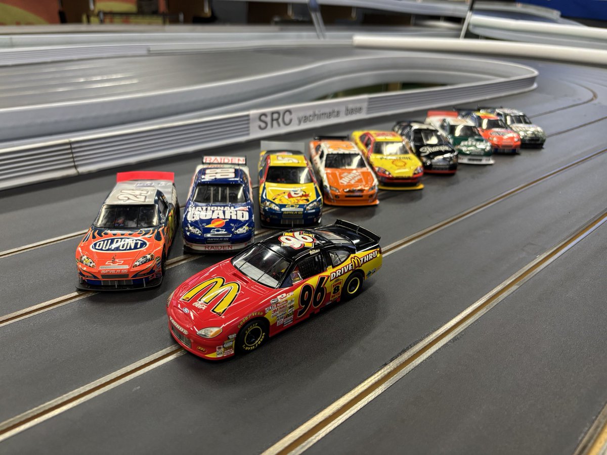 WhiteBRZ_7o7's tweet photo. NASCAR デッドタイム Rd.3 → P2
NSR ABARTH 500 One make Rd.3 → P2

NASCARは最終戦前にチャピオン決めました〜多分😀

#slotcar #スロットカー https://t.co/zCTNZVbCpx
