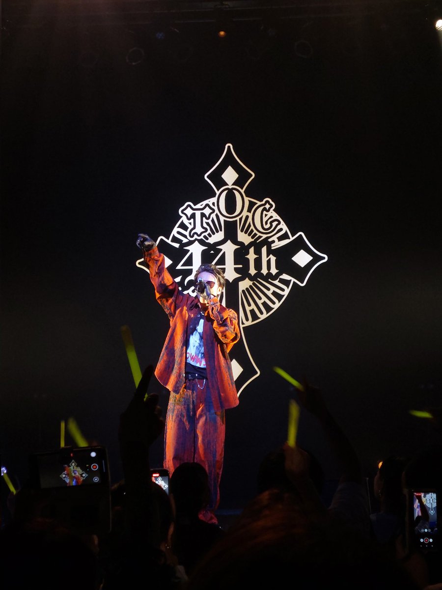 VOCALOID_rupopo's tweet image. 本当におめでとうございます!!🎉🎉

今年もお祝いできてよかったぁ…//♡

幸せな時間でした💞♡
MV撮影も最高に楽しかった😳😳
TOURが益々楽しみです🤍

これからも飛躍に期待してます✨

#TOC生誕祭2025