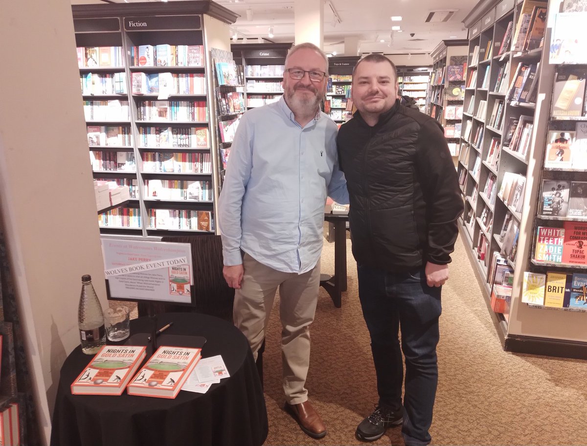 Today i'm at Waterstones in Wolverhampton to meet Jake Perry. He is a lifelong Wolves fan and author. He has written his book Nights In Gold Satin and it's the history of Wolves from the 1950s.🐺 #WWFC