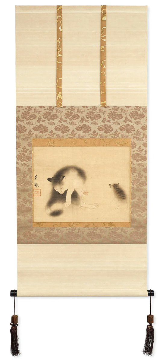 SarahBlick3's tweet image. #Caterday A fluffy, sweet mama cat &amp;amp; kitten by Yasuda Denki (1784–1827), Japan. From Maruyama-Shijo school blending Western 3-D modeling w Asian, flat design . Look at that tiny kitten!
liveauctioneers.com/item/216472256…